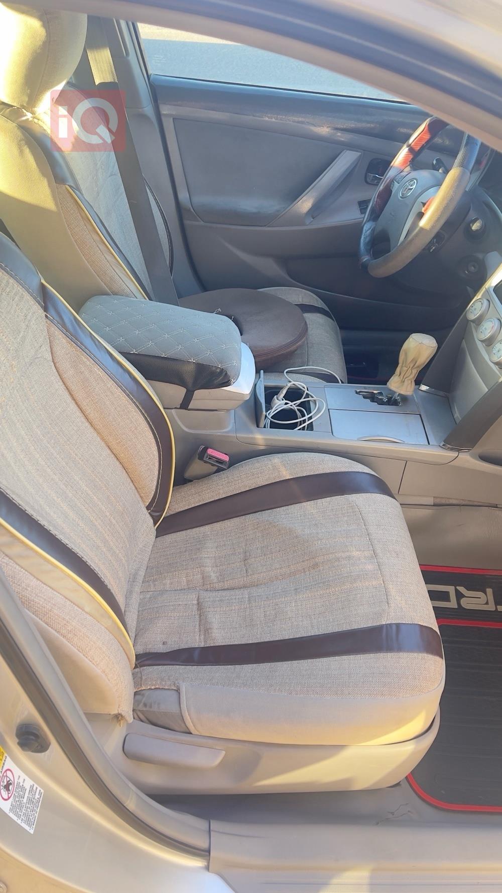 تۆیۆتا کامری